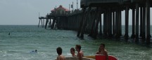 california apartments: surfing