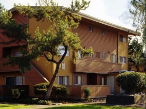 apts california: fairlakes